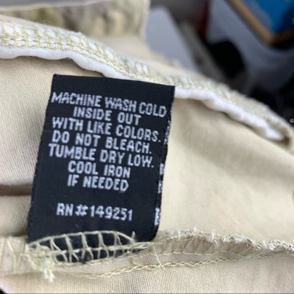 Zintex Women’s Sportswear Camo Raw Edge Hem Unlined Jacket - Picture 3 of 10